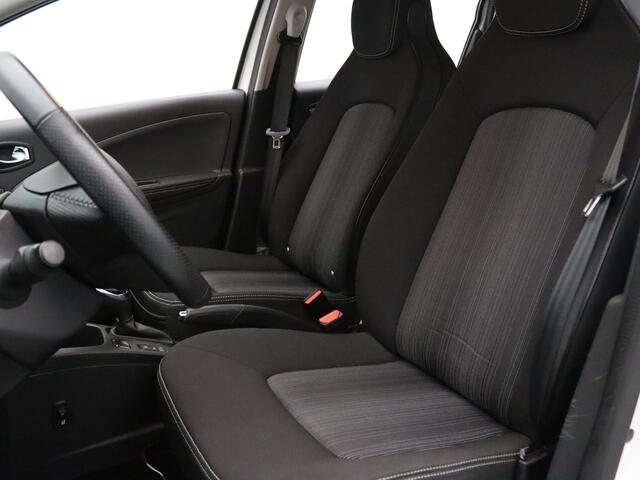 Renault ZOE 135pk Q90 Intens Quickcharge 41 kWh Automaat Camera | Climate | Cruise | Parkeersens. achter | Stoelverw.