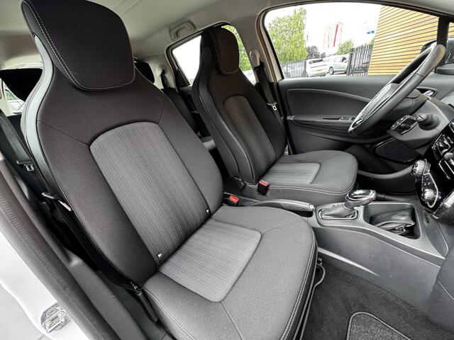 Renault ZOE R110 Limited 41 kWh Parkeerhulp / Cruise / Incl Accu
