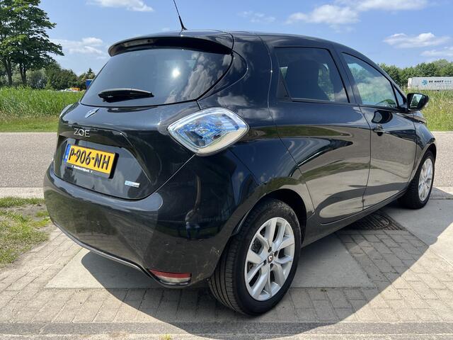 Renault ZOE R110 Limited 41 kWh Huur Accu / Dealer onderhouden / Keyless / Climate / Camera / Cruise / PDC A / DAB /