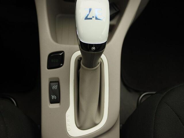 Renault ZOE R90 Life 41 kWh Koopaccu | Automaat | Cruise Control | Climate Control | Parkeersensoren | R-Link navigatie |