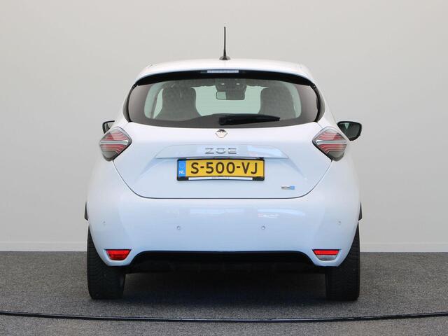 Renault ZOE R135 Zen 50 kWh (Accu Huur) | Apple Carplay & Android Auto | Cruise Control | Airco | Parkeersensoren | Achteruitrijcamera | Batterijhuur |