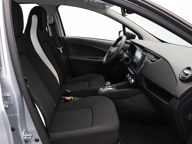 Renault ZOE R110 Life 52 kWh (ex Accu) | Apple Carplay & Android Auto | Cruise Control | Airco | LED Verlichting |