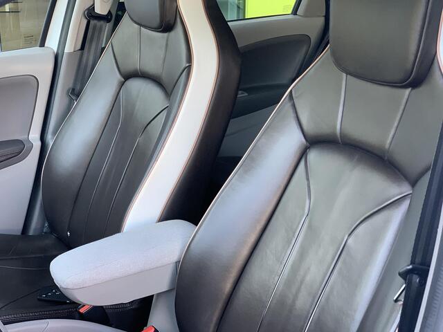 Renault ZOE Q90 Quickcharge 41 kWh (incl. accu) | Bose | Lederen interieur | Naviagtie