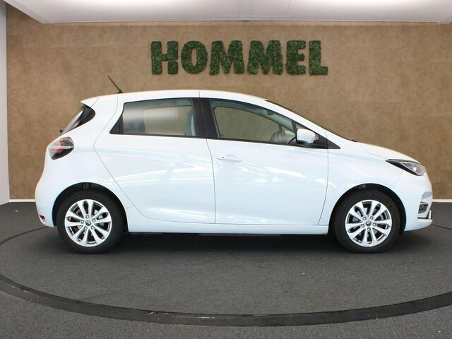 Renault ZOE R110 Life Carshare 52 kWh - SOH 92.2%! - KOOP ACCU - ACTIERADIUS 310 KM - FACELIFT MODEL - PARKEERSENSOREN VOOR EN ACHTER - NAVIGATIE - DRAADLOZE TELEFOON LADER - MULTIMEDIAVOORBEREIDING - ACHTERUITRIJCAMERA - CRUISE CONTROL