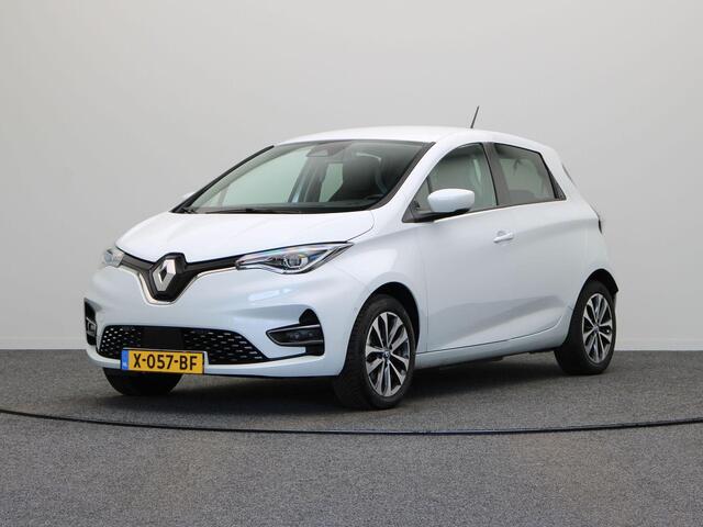 Renault ZOE R135 Intens 52 kWh | Accu Koop | Stuur en stoelverwarming | Achteruitrijcamera | Parkeersensoren voor en achter | Navigatie |