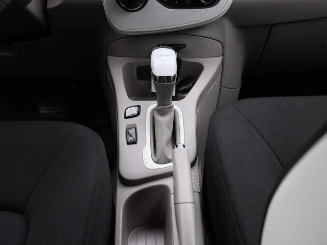Renault ZOE R90 Life 41 kWh | inclusief Koopaccu | Navigatie | Cruisen control | Airco | Parkeersensoren|