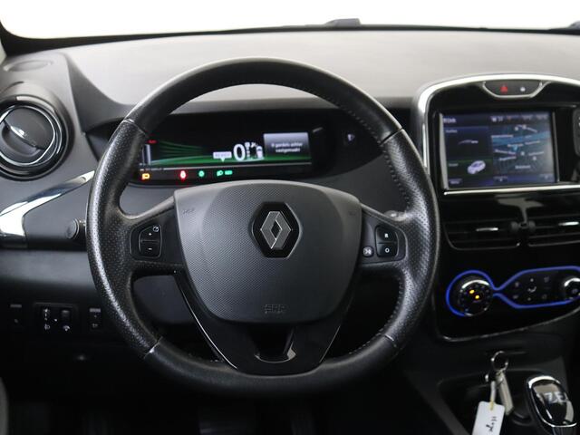 Renault ZOE R110 Iconic 41 kWh (ex Accu) Huuraccu vanaf ¤ 64,- pm | Climate Control | Cruise Control| Lichtmetalen velgen 16"| Navigatiesysteem | Voorstoelen Verwarmd | Apple Carplay/Android Auto | Parkeersensoren incl. Camera |
