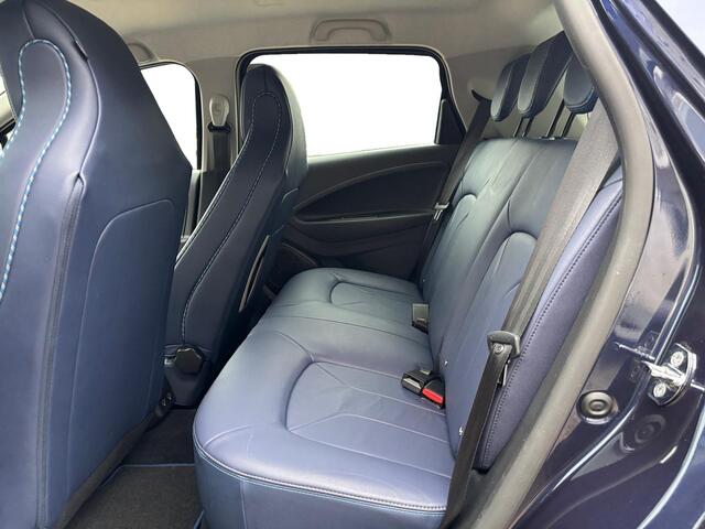 Renault ZOE R135 Serie Limitee Riviera 52 kWh | NAVI | LEDER | CAMERA | DODEHOEK | LAGE KM STAND | 1 JAAR GARANTIE