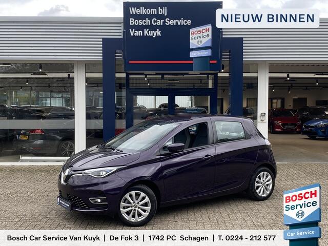 Renault ZOE R110 Life Carshare 52 kWh / 5-Deurs / Koop-Accu / 25.000 KM / Warmtepomp / 1e-Eigenaar / Cruise-Control / Climate-Control / Stoelverwarming / Stuurverwarming / Apple-Carplay & Android-Auto / Keyless / LED / DAB Radio-Bluetooth / Navi / PDC met Camera-Acht