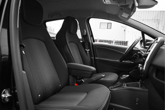 Renault ZOE R110 PK Limited 41 kWh KOOPBATTERIJ | Automaat | 4 seizoensbanden | Camera achter | | incl. Bovag rijklaarpakket met 12 maanden garantie |