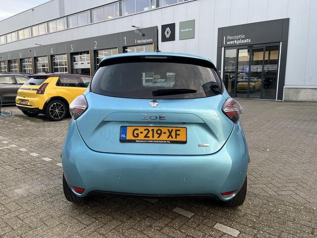 Renault ZOE R135 Intens Business 52 kWh / AUTOMAAT / CAMERA / GROOT SCHERM NAVIGATIE / PARKEERSENSOREN /