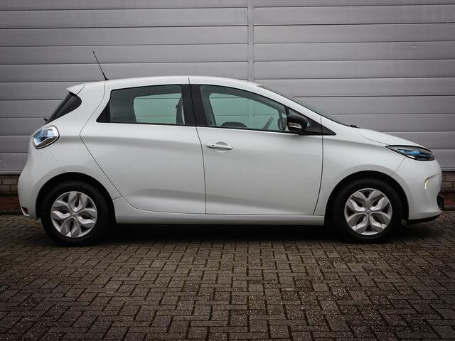 Renault ZOE R90 Life 41 kWh | Clima | Cruise | Navi | Pdc | Koop accu |