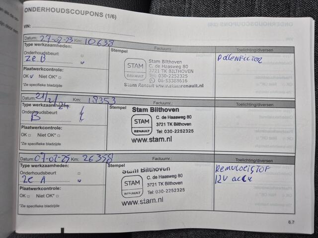 Renault ZOE R135 Intens 52 kWh Automaat / Dealer onderhouden / Koop Accu SoH 95,54 % / NL auto / Batterijgarantie 8jaar / CCS snelladen / Navigatie / Achteruitrijcamera / Stuur- en stoelverwarming / Dode hoek detectie / Apple Carplay Android / 16" LM wielen /