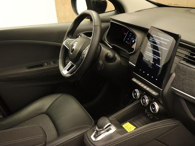 Renault ZOE R135 Iconic 52 kWh SOH 96,6% !!!- ORIGINEEL NEDERLANDSE AUTO - AFKOMSTIG VAN 1E EIGENAAR - 3 FASE - PARKEERASSISTENT - STUURVERWARMING - PARKEERSENSOREN VOOR/ ACHTER - CAMERA - DODEHOEK DETECTIE - VOORSTOELEN VERWARMD - ARMSTEUN VOOR - DODEHOEKDETECTIE