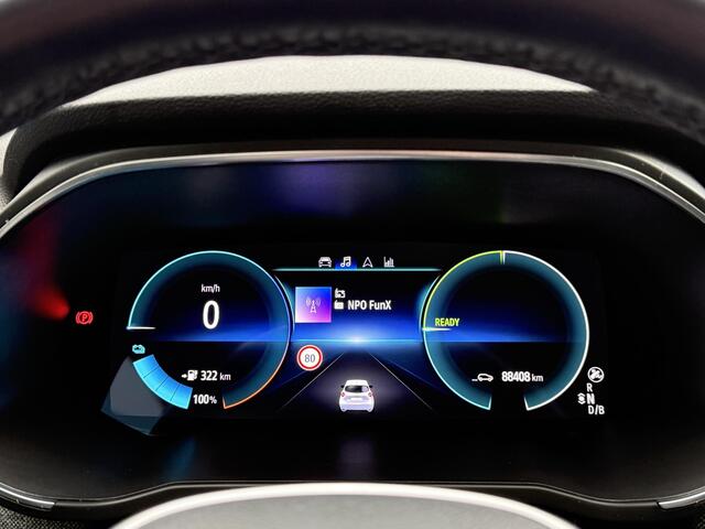 Renault ZOE R135 Intens 52 kWh | Trekhaak | Stoel & Stuur verwarming | Navigatie | Achteruitrijcamera | LED | DAB | Climate Control |