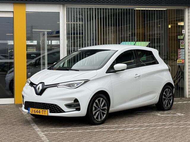 Renault ZOE R135 Intens 52 kWh | Trekhaak | Stoel & Stuur verwarming | Navigatie | Achteruitrijcamera | LED | DAB | Climate Control |