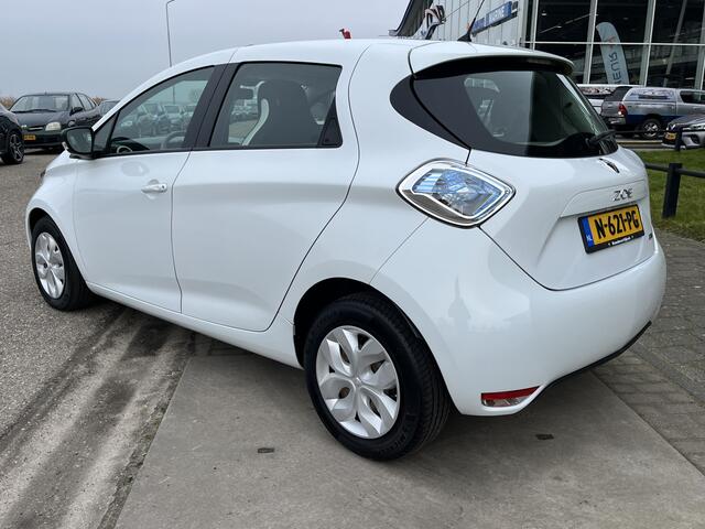 Renault ZOE E-TECH ELECTRIC R90 Life 41 kWh (ex Accu-huuraccu) / Climate / Navi / Bluetooth /