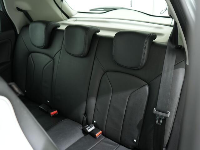 Renault ZOE R135 EDITION ONE 52 KWH ACCUKOOP CCS | Winterpakket | Camera | Privacy Glass