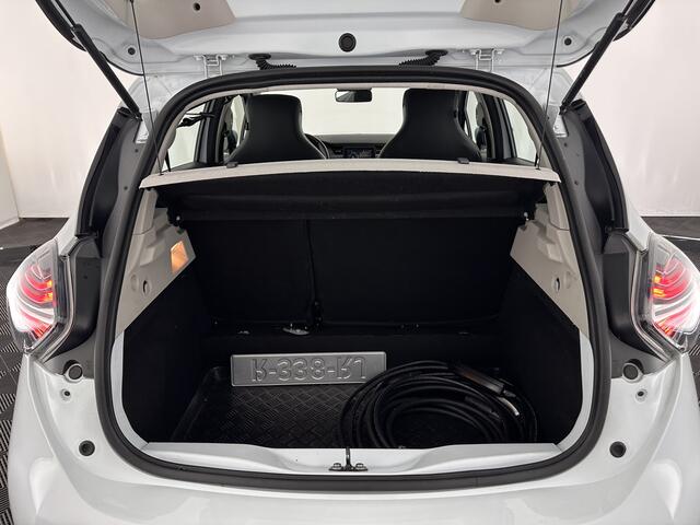 Renault ZOE R110 Life 52 kWh (inclusive-Battery) [ 3-Fase ] {SOH-86%} Aut. *FULL-LED | LEATHER-FABRIC | CAMERA | NAVI-FULLMAP | DAB+ | KEYLESS | HEATED-COMFORTSEATS | LANE-ASSIST | 16''ALU*