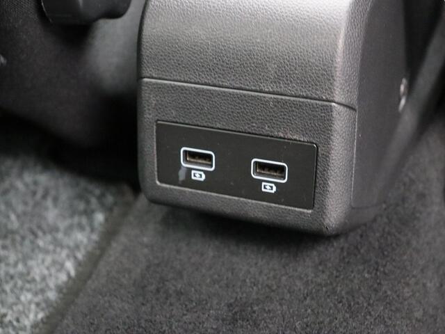 Renault ZOE R135 Intens 52 kWh | Koopaccu | Stoelverwarming | Groot Multimediasysteem | 50KW DC Lader |