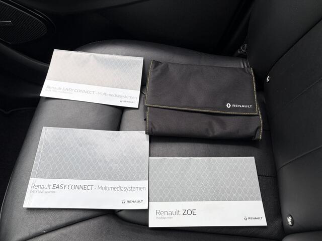 Renault ZOE R135 Edition One 52 kWh Koop accu / Stoelverwarming / Apple Carplay/Android Auto / Airco (automatisch) /