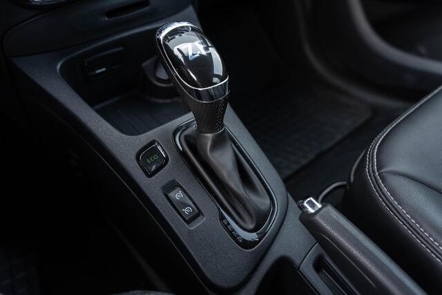 Renault ZOE R110 Limited 41 kWh | Afneembare trekhaak | Huur Accu | Bose audiosysteem | Cruise control | 3 Fase Boordlader |