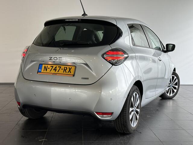 Renault ZOE R135 Intens 52 kWh ACHTERUITRIJCAMERA | PARKEERSENSOREN RONDOM | STOEL-/STUURVERWARMING | APPLE CARPLAY/ANDROID AUTO