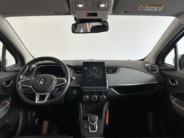 Renault ZOE R135 Intens 52 kWh ACHTERUITRIJCAMERA | PARKEERSENSOREN RONDOM | STOEL-/STUURVERWARMING | APPLE CARPLAY/ANDROID AUTO
