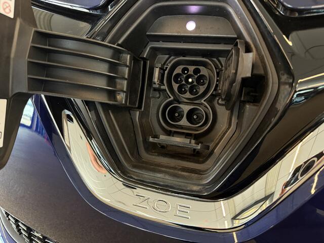 Renault ZOE R135 Techno 52 kWh CCS batterijkoop SoH 97.28% | camera | draadloos carplay | stoel+stuurverwarming | inductielader | tijdelijk gratis Top Afleverpakket twv Eur 695