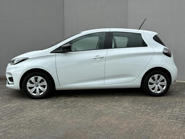 Renault ZOE R110 Life 52 kWh / SOH 94% / Koopaccu / Eerste Eigenaar / CCS Laden / Apple Carplay/Android Auto / All-Season Banden /