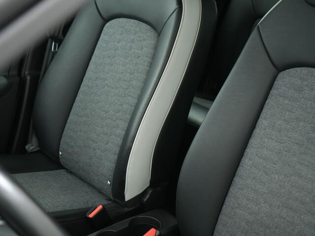 Renault ZOE R135 INTENS 52 KWH CCS KOOPACCU | Navi | Camera | Winterpakket
