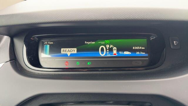 Renault ZOE R110 Iconic 41 kWh (ex Accu) Bose| Navigatie | SOH 88% Dealer onderhouden