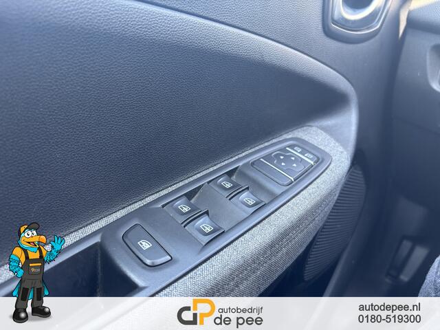 Renault ZOE R135 Zen 52 kWh GARANTIE/HUURACCU/CLIMA/CRUISE/CARPLAY/PDC/LICHTMETAAL rijklaarprijs!