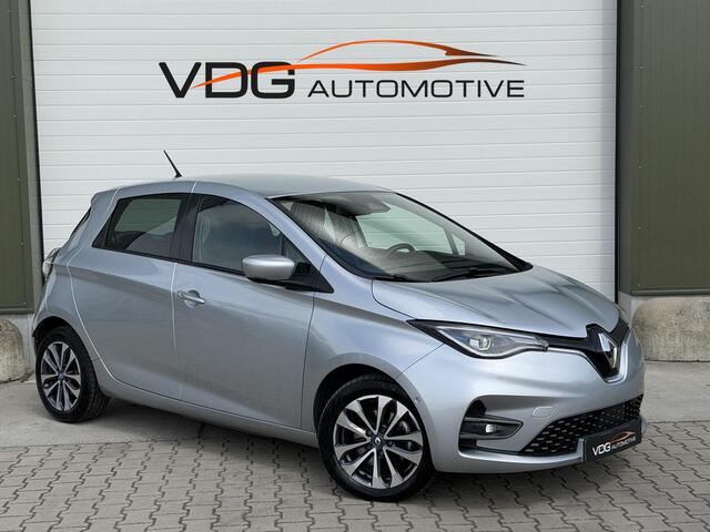 Renault ZOE Intens B-buy 52KWH R135 / Koopaccu / Snellader/ BOSE Hifi / Clima / Navigatie / Cruise Controle / Parkeer Camera / Carplay / 16" LM velgen / donker glas