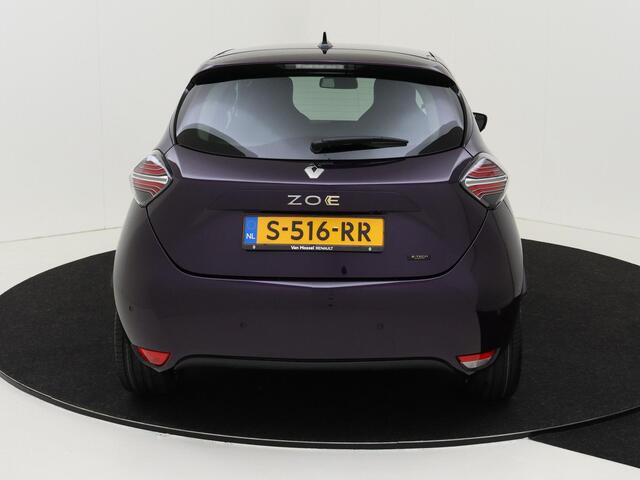Renault ZOE R135 Pk Iconic 52 kWh Batterijkoop | Navigatie | Climate Control | Cruise Control | Digitale Cockpit | Pack Winter | Bose Premium Audio |