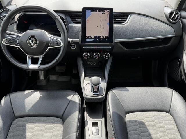Renault ZOE Intens B-buy 52KWH R135 / Koopaccu / SOH 95,8 % / Snellader / Clima / Navigatie / Cruise Controle / Parkeer Camera / Carplay / 16" LM velgen / donker glas