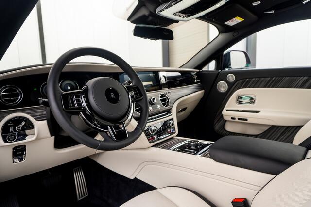 Rolls-Royce Spectre Black Diamond - Black Package
