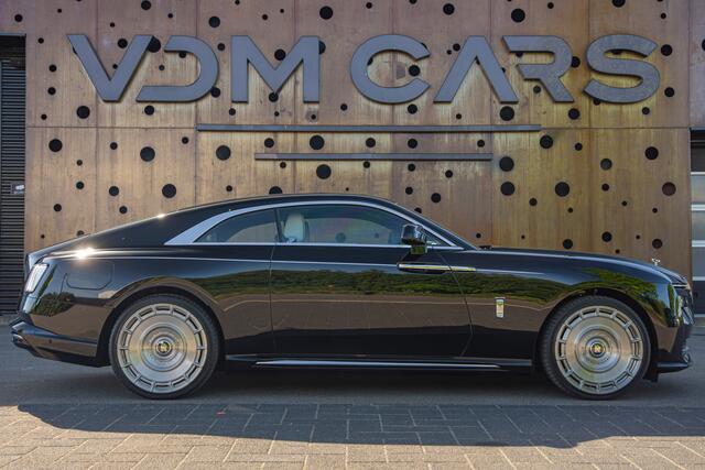 Rolls-Royce Spectre | URBAN 24" | Massage | Starlight | Bespoke Audio | Illuminated Grille |