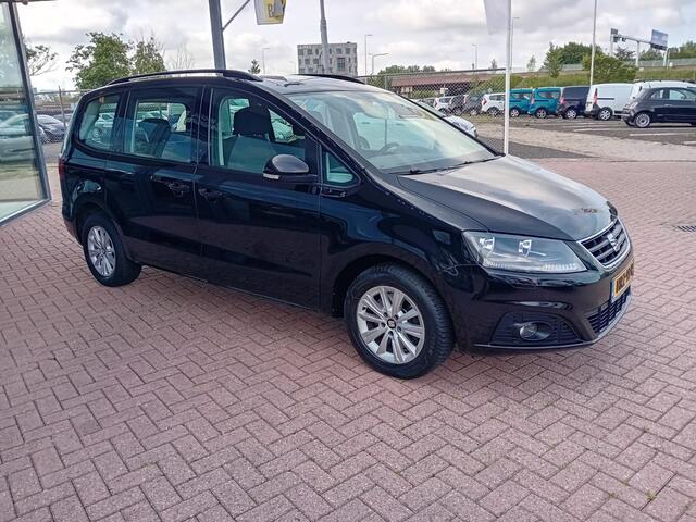 Seat ALHAMBRA 1.4 TSI Style Business Intense Automaat, Airco(automatisch), Multimediasysteem, App connect(opt), Cruise control, Stoelverwarming, Elektronische achterklep en schuifdeuren, etc etc, Nette auto, 1e eigenaar, Dealer onderhouden