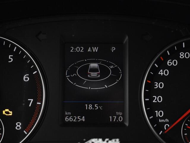 Seat ALHAMBRA 1.4 TSI 150pk DSG Style 7p. · Camera · Side Assist · Inklap. Trekhaak · Navigatie · Cruise Control · Elek. Inklapbare Spiegels · Spraakbediening ·