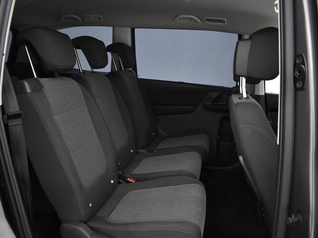 Seat ALHAMBRA 1.4 TSI 150pk DSG Style 7p. · Camera · Side Assist · Inklap. Trekhaak · Navigatie · Cruise Control · Elek. Inklapbare Spiegels · Spraakbediening ·