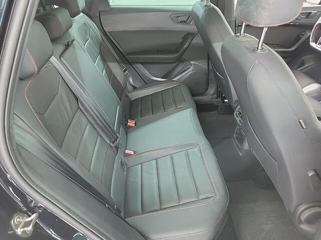 Seat ATECA 1.5 TSI 150pk DSG FR Business Intense Lederen Bekleding panorama dak Winterpakket Trekhaak Beats Audio