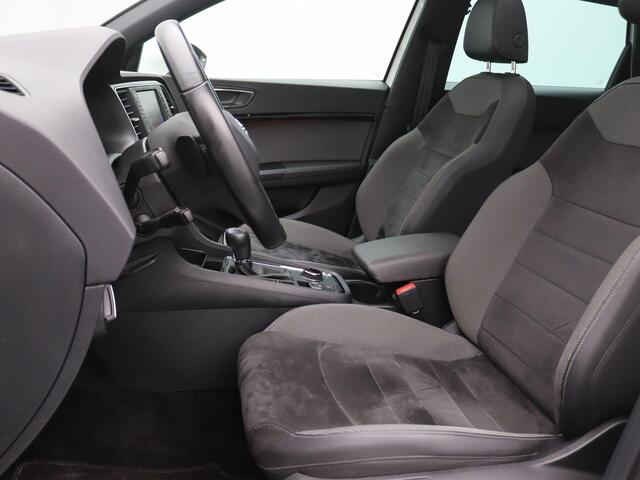 Seat ATECA 1.4 EcoTSI Xcellence 150PK DSG Pano-Schuifdak, Keyless, Alarm, Adaptieve Cruise Controle, Achteruitrijcamera, Elektr. Bestuurderstoel, Navi, Stoelverwarming, Trekhaak, 18"