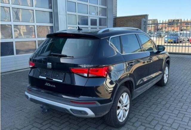 Seat ATECA 1.5 TSI Style | 150Pk | 1800KG trekgewicht! | Trekhaak | Elec. klep | A-Camera | 150PK |