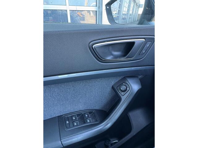 Seat ATECA 1.5 TSI Style | 150Pk | 1800KG trekgewicht! | Trekhaak | Elec. klep | A-Camera | 150PK |