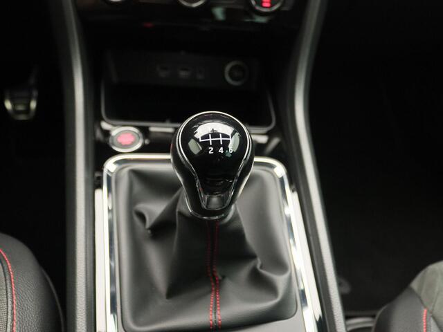 Seat ATECA 1.5 TSI FR Business Intense | Navi | Achteruitrijcamera/360 camera + sensoren | Elektrisch panoramadak en achterklep |