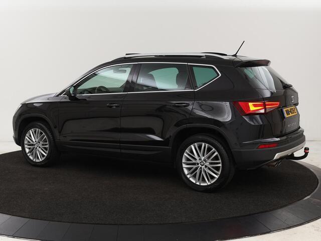 Seat ATECA 1.4 EcoTSI Xcellence | Panoramadak | Camera | Adaptive cruise | Trekhaak | Carplay | Stoelverwarming | Sfeerverlichting
