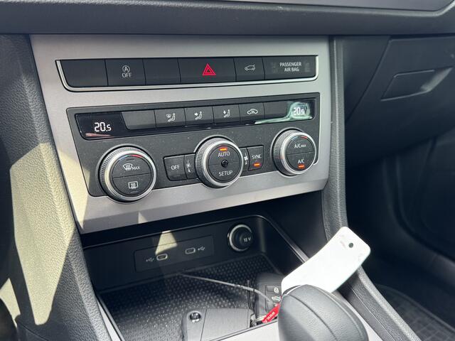 Seat ATECA 1.5 TSI 150pk DSG FR Business Intense Virtual Cockpit Climate Control LED koplampen Trekhaak