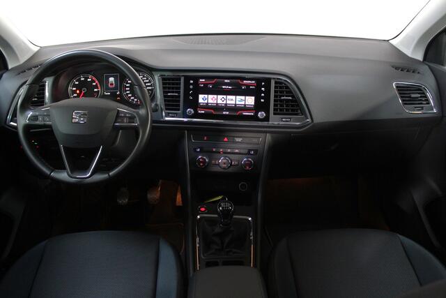 Seat ATECA 1.0 TSI Style Business Intense | Keyless | Trekhaak | Camera
