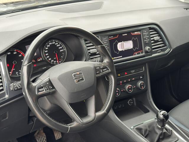 Seat ATECA 1.0 EcoTSI Style Business Intense / Trekhaak / Allseason Banden / Applecarplay/AndroidAuto /